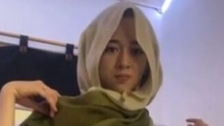 Bokep Indo Cewek Hijab Cantik Bangett Live Ngentot Sama Pacarnya